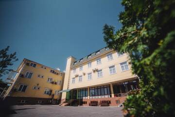 Отель Sunrise Osh Ош
